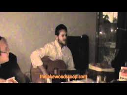 Carlebach Kumzitz With Eli Beer At Uri Beane