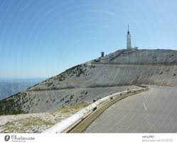 This classic tour de france climb in the provence can be approached from 3 side and dominates the surrounding countryside. Bergetappe Auf Den Mont Ventoux Ein Lizenzfreies Stock Foto Von Photocase