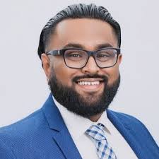 AJ Ravichandran (@AJ_OneTD)