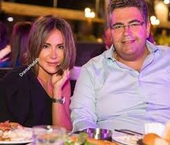 فاجأت النجمة ديمة قندلفت جمهورها باستعدادها لإطلاق أغنية جديدة بمناسبة أعياد الميلاد ورأس السنة. Ù…ÙˆÙ‚Ø¹ Ø®Ø¨Ø±Ù†ÙŠ Ø³Ø®Ø±ÙŠØ© Ù…Ù† Ø¯ÙŠÙ…Ø§ Ù‚Ù†Ø¯Ù„ÙØª Ø¨Ø¹Ø¯ Ø¸Ù‡ÙˆØ±Ù‡Ø§ Ø§Ù„Ù†Ø§Ø¯Ø± Ù…Ø¹ Ø²ÙˆØ¬Ù‡Ø§