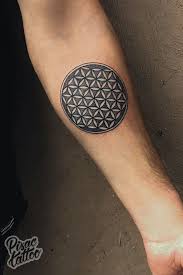 Flower Of Life Sacred Geometry Tattoo By Zak Korvin At Pisac Tattoo In The Sacred Valley Of The In Flower Of Life Tattoo Geometry Tattoo Sacred Geometry Tattoo