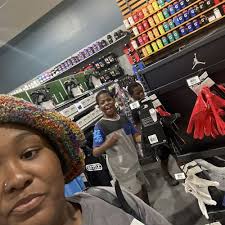 TOP 10 BEST Bait Shops near Downriver, Detroit, MI