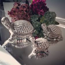 3 Lu Tas Detayli Gumus Kaplumbaga 78 Tl Megahomedekor Hediye Evdekorasyonu Sunumaski Salondekorasyon Kaplumbaga Http Crown Jewelry Festival Bra Jewelry