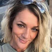 Taylor Padgett's Instagram, Twitter & Facebook