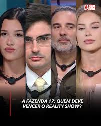 Na última sexta-feira (16), Elaine Mickely contou aos seguidores nas redes  sociais que passou por uma cirurgia para a retirada do útero e das trompas