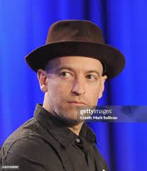 11 Photos & High Res Pictures