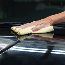 How to wax a black car. Meguiar S Black Car Wax Tube 7 Oz G6207 H9 125 X W4 5 X D3 125 Inches Buy Online At Best Price In Uae Amazon Ae