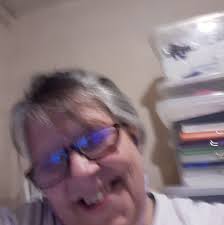 𝗗𝗥𝗢𝗣 HI OR A 𝗛𝗘𝗔𝗥𝗧 𝗜𝗙 𝗬𝗢𝗨 𝗟𝗢𝗩𝗘 LISTENING TO MY MUSIC 💝  ❤️🥰