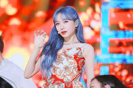 Bb (dkb's bestie) dkb official colors: Female Idols With Blue Hair Knetizen Kpophit Kpop Hit
