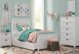 Designer elements are evident from every angle in the caitbrook queen storage bed. Teens Bedroom Furniture Boys Girls