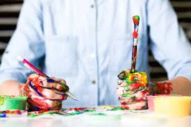 Des cours gratuits pour débuter, des cours sur le portrait, la perspective, les volumes, lumière et comment donner du volume à un dessin. Faut Il Des Diplomes Pour Donner Des Cours De Dessin