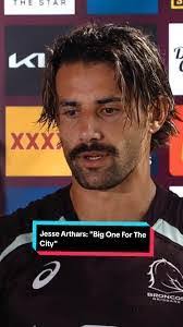 Jessie Crowder's Instagram, Twitter & Facebook