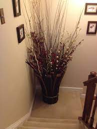 Modern living room corner flower vase. Fascinating Useful Ideas Metal Vases With Flowers Vases Ideas For Home Vases Vintage Products Marble Vases Wedding Marble V Floor Vase Decor Vases Decor Decor