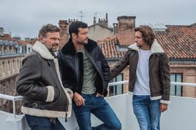 Blouson cuir mac douglas, taille 52 it/48fr, marron clair/ beige foncé, très bon état. La Peau Lainee Homme L Autre Facon De Porter Un Vetement En Peau Cesare Nori Le Cuir Depuis 1955