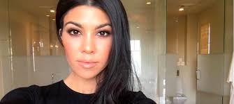 Kourtney kardashian has a style all her own. Kourtney Kardashian In Japan She Gives Herself A Midnight Bath Somag News