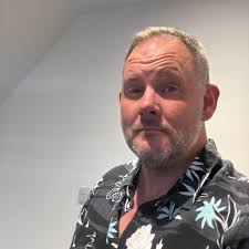 URGENT HELP**** Black Ball Racing have sadly put a rod through the side of  their 'Big Block' and will put the stunning Class 1 Formula hull out of  this years Cowes Torquay