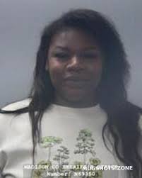 AMBER LEEANN REYNOLDS 07/21/2023