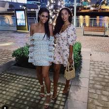188,121 likes · 78 talking about this. Rochelle Humes Reunites With Long Lost Sister After 23 Years Apart With The Help Of A Love Island Star Manchester Evening News