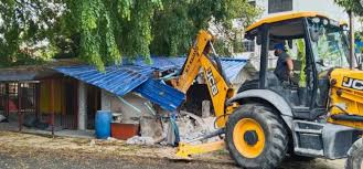 Exco alam sekitar, hee loy sian kecewa apabila kerajaan negeri tidak dimaklumkan berhubung insiden pencemaran di loji. Tiada Penjelasan Mengenai Isu Utama Dalam Kenyataan Exco Kerajaan Negeri Selangor Tentang Perobohan Kedai Kedai Di Kampung Manickam Parti Sosialis Malaysia