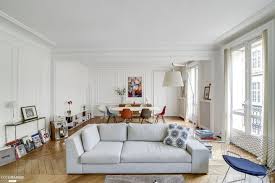 Un Appartement Parisien Hommage Au Design Des Annees 50 Et 60 Decor Interieur Cote Maison Appartement Parisien Decoration Interieure Appartement