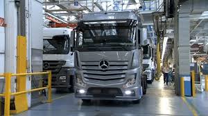 Mercedes Benz Actros Production At The Worth Plant Youtube