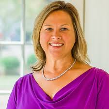 Nicole Coffey Elliott (@nicoleelliott__realtor) • Threads, Say more