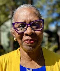 Sharice Thomas's Instagram, Twitter & Facebook