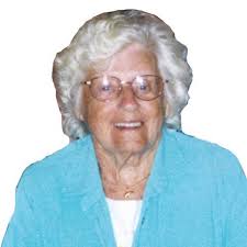 Hollie Mccormick's Instagram, Twitter & Facebook