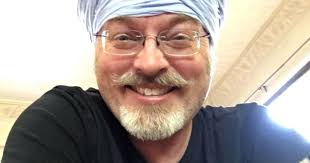 I Don't Hear A Single: Mick Dillingham Interviews : Curvey