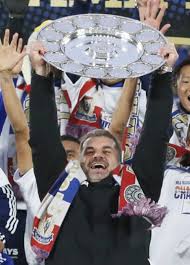 Nachádzate sa na stránke profilu hráča ange postecoglou, yokohama m. Postecoglou Pays Tribute To Father And Family Following Yokohama S J League Title Win Neos Kosmos