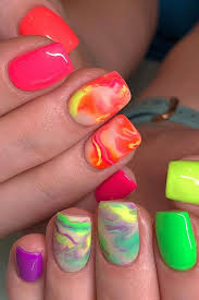 23 Pretty Shellac Nail Art Designs And Ideas Stayglam Cnd shellac strawberry smoothie and romantique and some glitter sparkle and 2 layers of shellac topcoat.