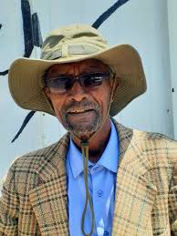 አዋሬ አንድ ታላቅ ሰው አጥታለች😭 ነፍስ ይማር!! የኔም የቅርብ ቤተሰብ ስለሆነ የተሰማኝን ከበድ ጥልቅ ሐዘን ነው  እግዚአብሔር የወደደውን አደረገ። 50አለቃ አለማየሁ በልሁ በቅጽል ስሙ (ፈጠጤ) የተወለደው ፊት ቀር ቄራ ...