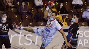 Kann auch wegen einer maske am steuer ein bußgeld drohen? Handball Spiel Mit Maske Das Sind Nur Idioten Sport Sz De