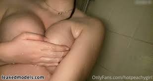 Hotpeachygirl  Hotpeachygirl_official Foto Desnuda Filtrada OnlyFans 34 -  Modelos Filtradas