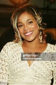 331 Mercedes Benz Fashion Week Spring 2004 Diane Von Furstenberg Show  Photos & High Res Pictures