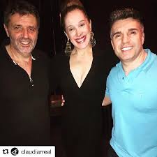 Entrevistas, análises e opinião e muito mais. Claudia Raia E Seu Marido Jarbas Homem De Melo Picture Of Sala Vip Pizza Bar Guaruja Tripadvisor