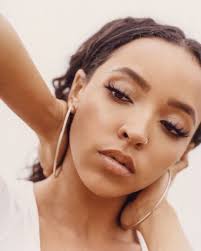 TRACK REVIEW: Tinashe