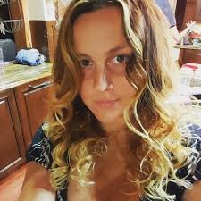 Laura brant (@Laurabrant9)