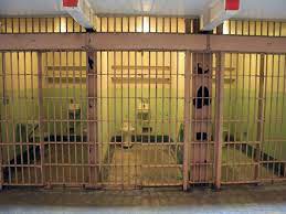 Documents similar to senarai nama ibu negeri di malaysia. Alcatraz Sejarah Penjara Yang Mustahil Untuk Banduan Melarikan Diri Iluminasi