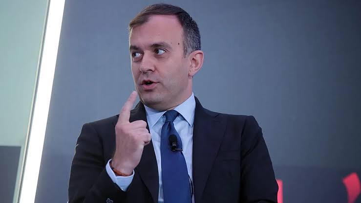 Ένταση Χατζηβασιλείου - Νταβούτογλου για την Κύπρο στο συνέδριο του  Economist | Euronews