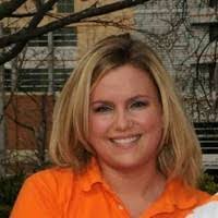 Shelly Hendrix's Instagram, Twitter & Facebook