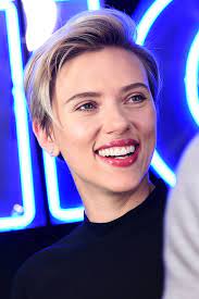 Despite only having one pic here. Scarlett Johanssons Beste Beauty Looks Vogue Germany