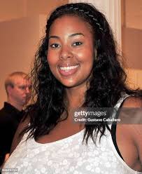 389 Mia Davis Photos & High Res Pictures