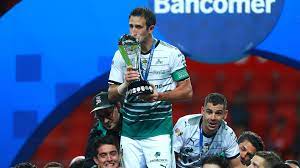 El defensa argentino de santos laguna, carlos izquierdoz, dijo que aunque se fueron jugadores clave para el equipo, la exigencia para los que se quedan y los que llegan debe ser al máximo. Carlos Izquierdoz Dejo A Santos Laguna Para Ir A Boca Goal Com