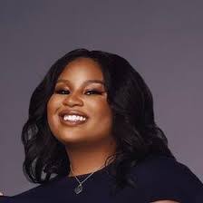 Caroline Slocum's Instagram, Twitter & Facebook