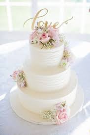 White Pink And Gold Wedding Cake Idea Three Tier White Wedding Cake With Pink Roses Gold L Wedding Cake Toppers Calligraphy Cake Toppers Gold Wedding Cake