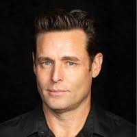 Craig Matthew's Instagram, Twitter & Facebook