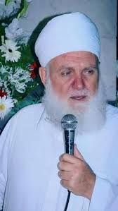 ذكر العلماء رحمهم الله في باب حكم المرتد أن المسلم قد يرتد عن دينه بأنواع كثيرة من النواقض التي تحل دمه وماله ويكون بها خارجاً من الإسلام، ومن أخطرها وأكثرها وقوعا عشرة نواقض ذكرها الشيخ الإمام محمد بن عبدالوهاب وغيره من أهل العلم رحمهم الله جميعا. Keyhearttoallah We Are Care About You