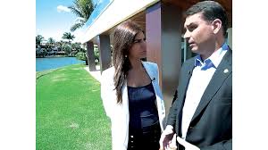 Se nem uma das repórteres da tv globo na editoria de política, que tem a repórter andréia sadi teve seu nome envolvido em um golpe nas redes sociais. A Jornalista Da Globonews Andreia Sadi Fala Sobre Brasilia E O Complexo Cenario Politico Do Pais Tpm