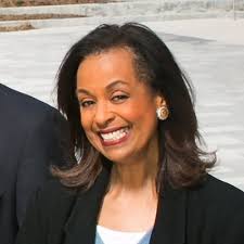 Ruth Ezell (@RuthEzell)